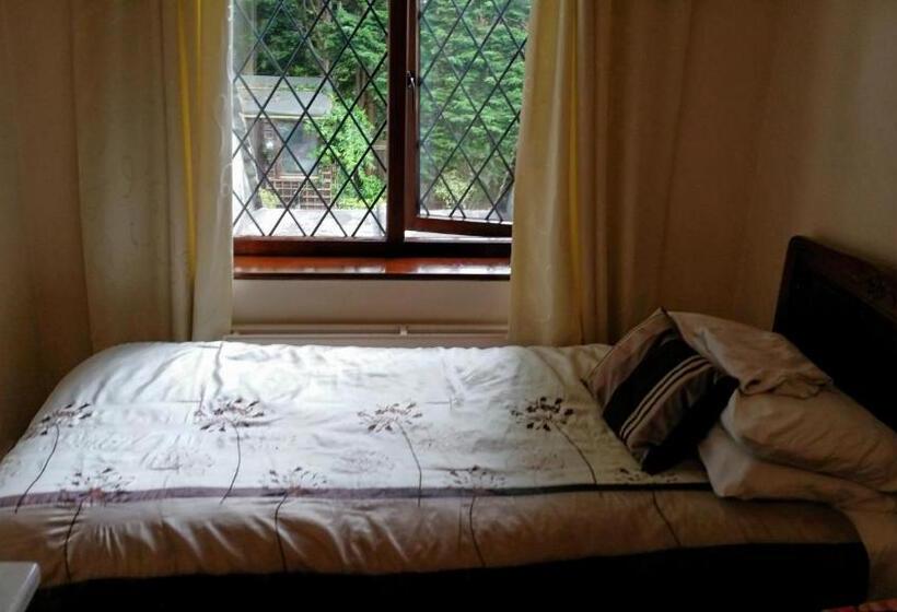 בית מלון כפרי Cotswold House