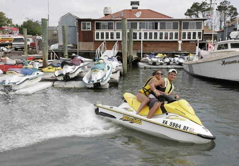 호텔 Courtyard Suffolk Chesapeake