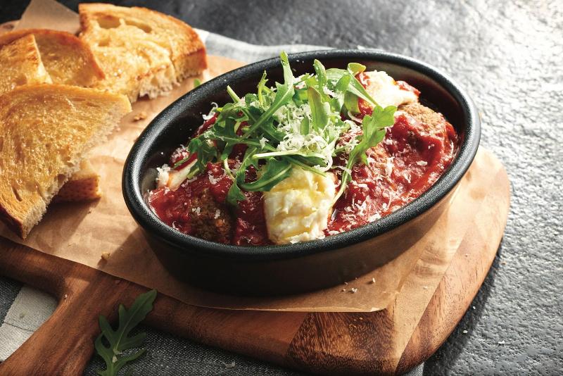 Отель Courtyard By Marriott Topeka