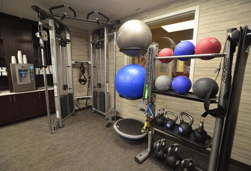 בית מלון כפרי Courtyard Ventura Simi Valley