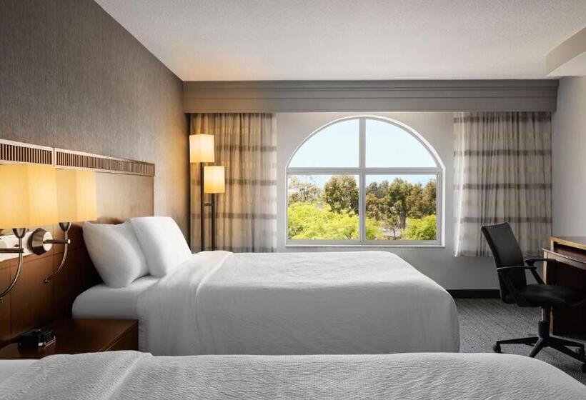 בית מלון כפרי Courtyard Ventura Simi Valley