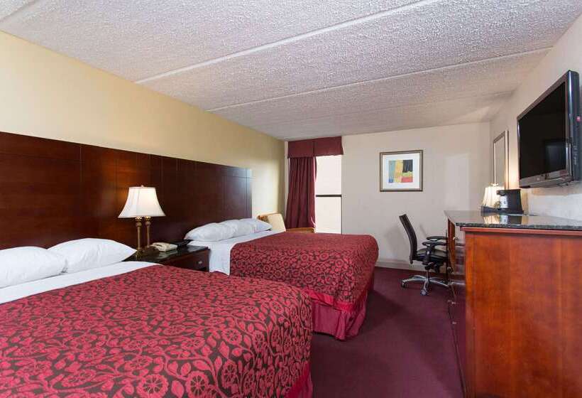 هتل Days Inn By Wyndham High Point/archdale