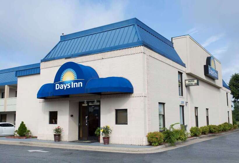هتل Days Inn By Wyndham High Point/archdale