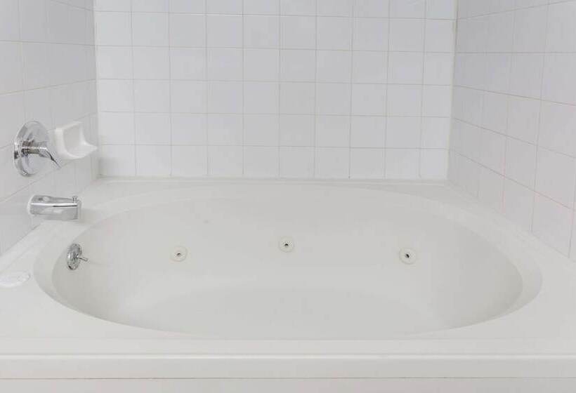 هتل Days Inn By Wyndham High Point/archdale