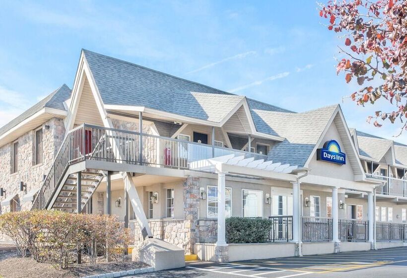 酒店 Days Inn By Wyndham Springfield/phil.intl Airport