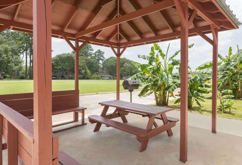 فندق Days Inn & Suites By Wyndham Eunice