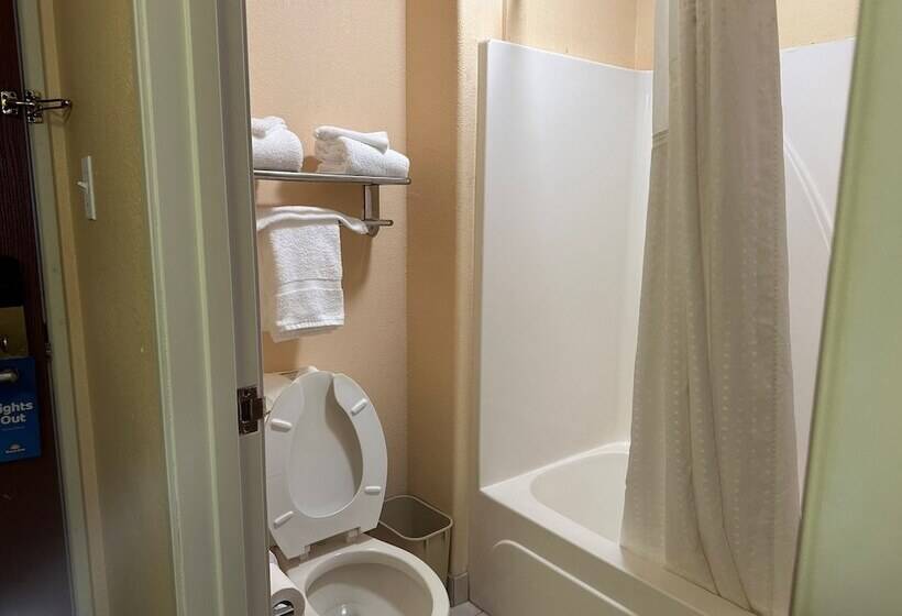 فندق Days Inn & Suites By Wyndham Eunice