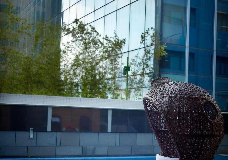 هتل Dorsett Kwun Tong  Hong Kong