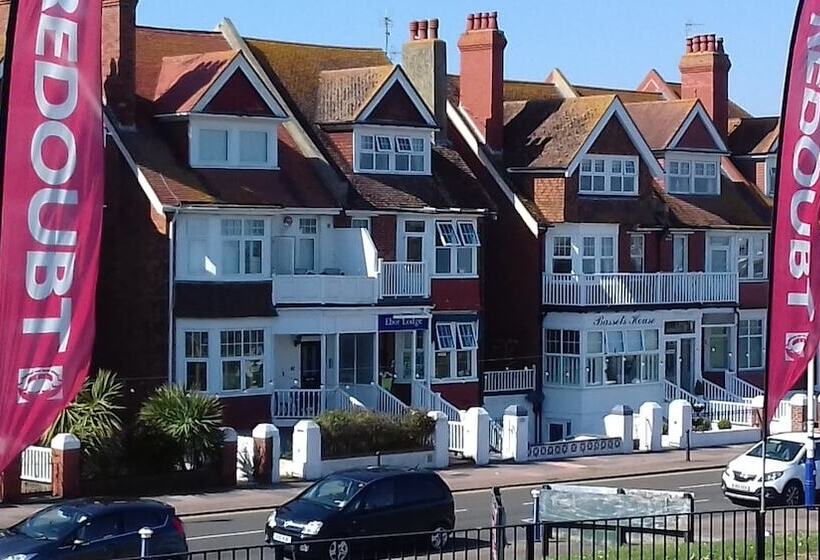 ホテル Ebor Lodge