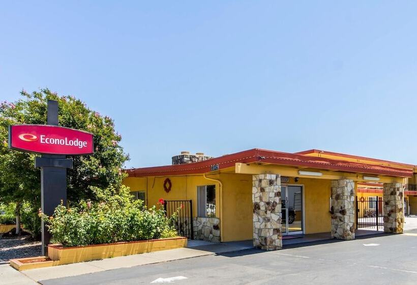 ホテル Econo Lodge