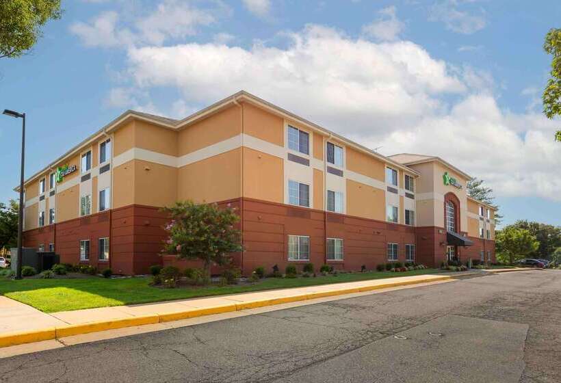 酒店 Mainstay Suites Washington Dulles Airport