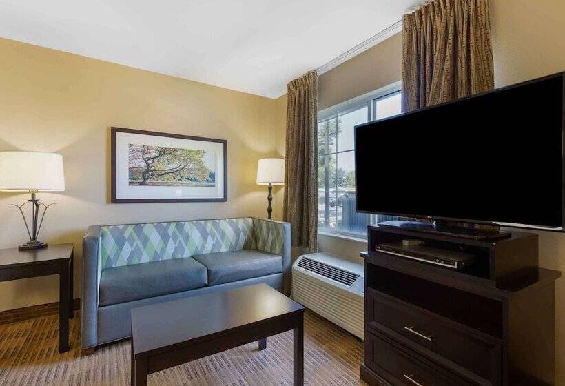 酒店 Mainstay Suites Washington Dulles Airport