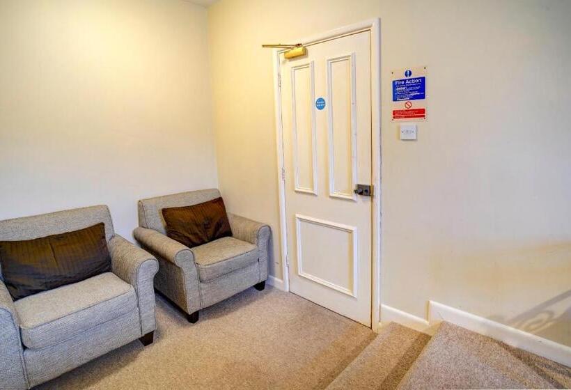 בית מלון כפרי George & Dragon Inn