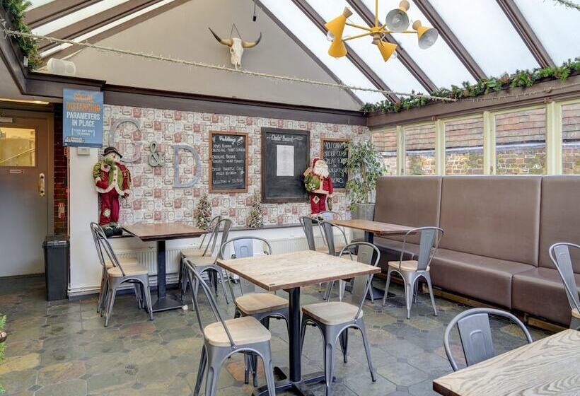 בית מלון כפרי George & Dragon Inn