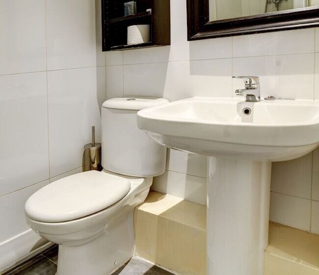 בית מלון כפרי George & Dragon Inn