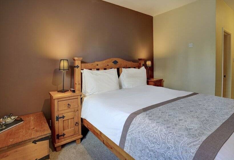 בית מלון כפרי George & Dragon Inn