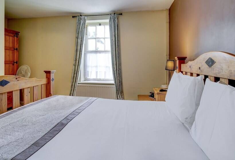 בית מלון כפרי George & Dragon Inn