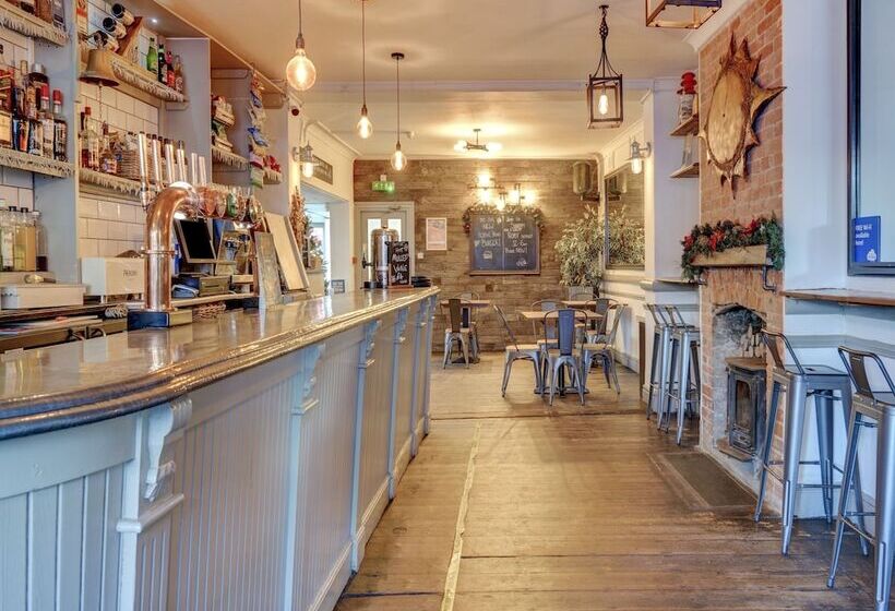 בית מלון כפרי George & Dragon Inn