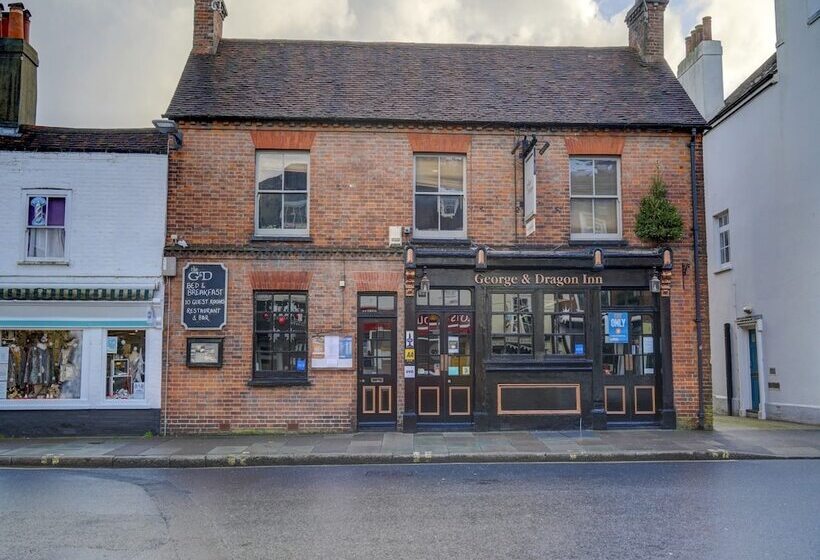 호텔 George & Dragon Inn