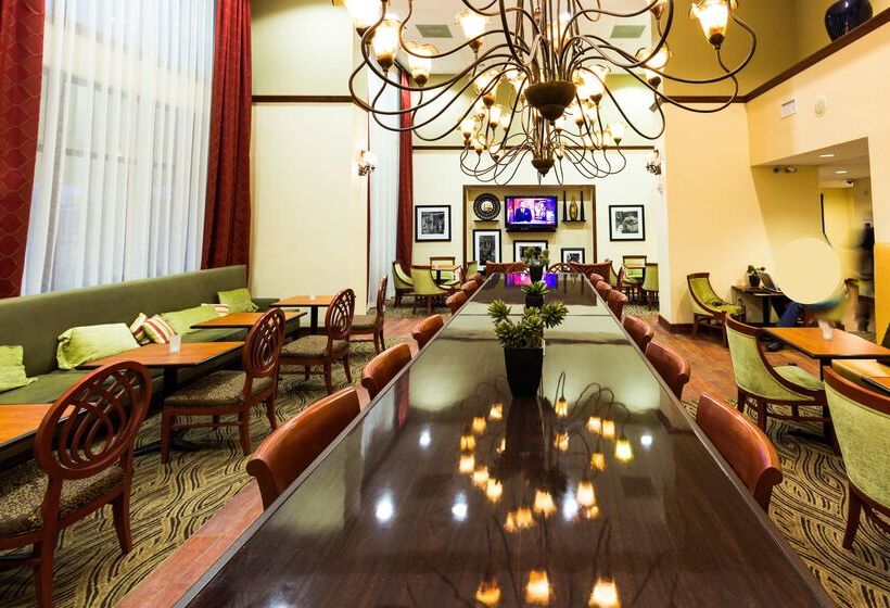 Отель Hampton Inn & Suites By Hilton Tomball Houston Nw