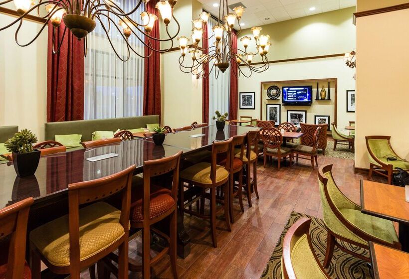 Отель Hampton Inn & Suites By Hilton Tomball Houston Nw