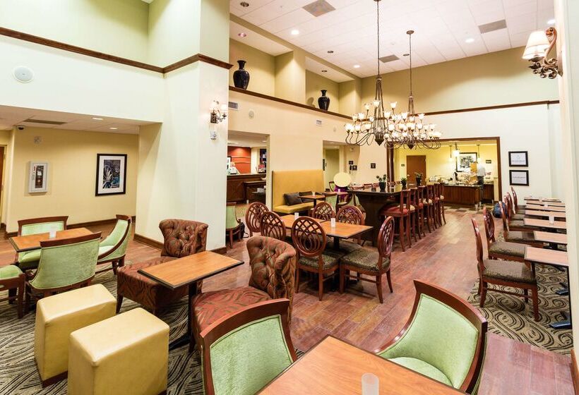 Отель Hampton Inn & Suites By Hilton Tomball Houston Nw