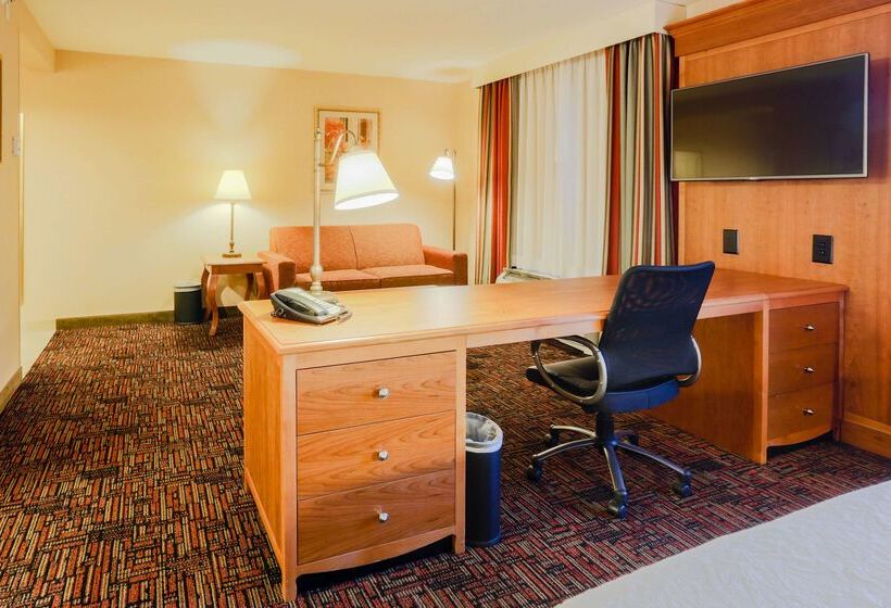 Отель Hampton Inn & Suites By Hilton Tomball Houston Nw