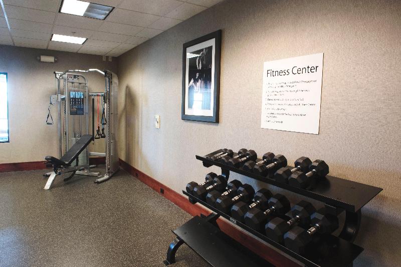 Отель Holiday Inn Express And Suites Urbandale Des Moines, An Ihg