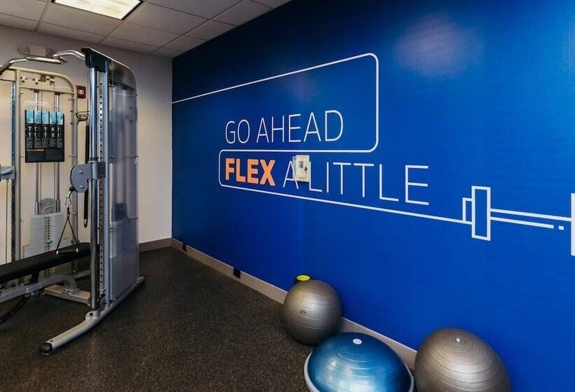 فندق Holiday Inn Express And Suites Urbandale Des Moines, An Ihg