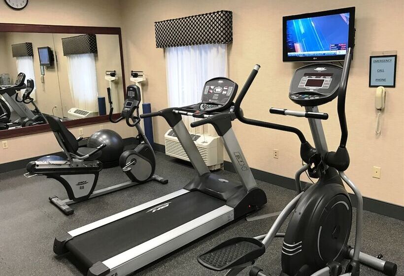 فندق Holiday Inn Express & Suites Smithfield   Providence, An Ihg