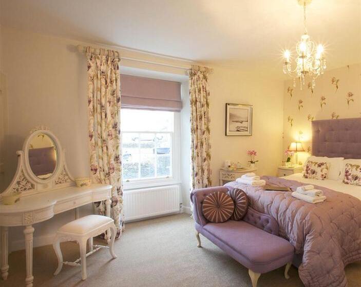 호텔 Holly Lodge Guest House With Free Off Site Health Club