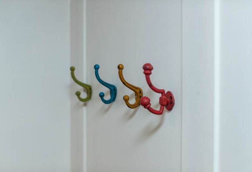 호텔 Holly Lodge Guest House With Free Off Site Health Club