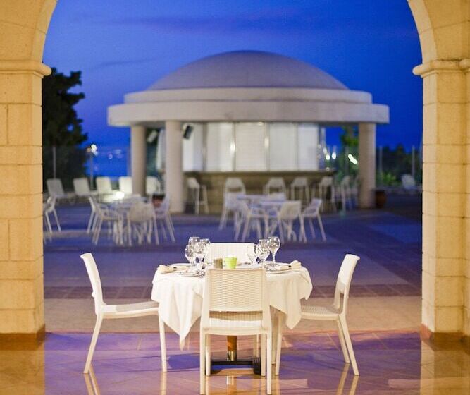 Kipriotis Panorama Hotel & Suites