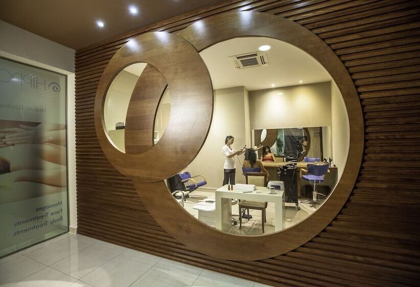 Kipriotis Panorama Hotel & Suites