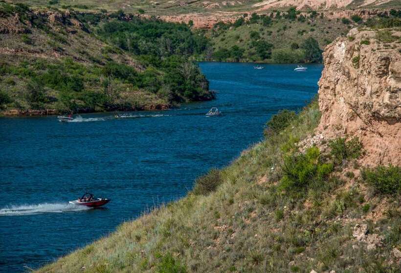 Отель Knights Inn   Slaton