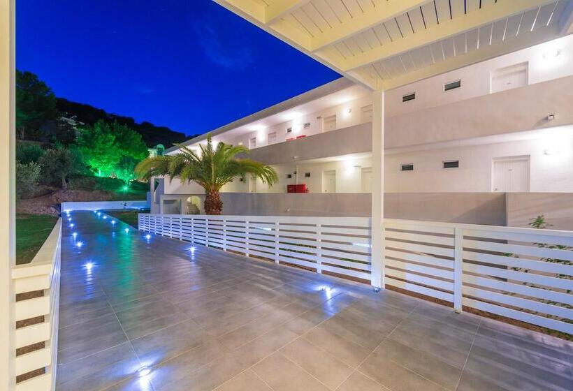 Lindos White Hotel & Suites