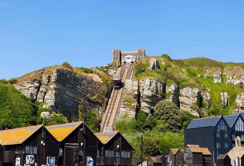 Отель Northrise Retreat