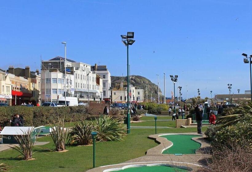 Отель Northrise Retreat