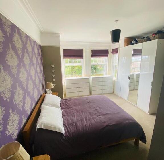 Отель Northrise Retreat