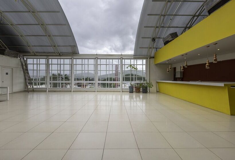 فندق Capital O Oaxaca Guest