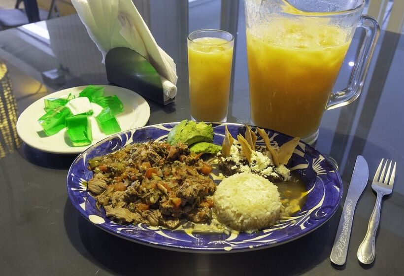 فندق Capital O Oaxaca Guest