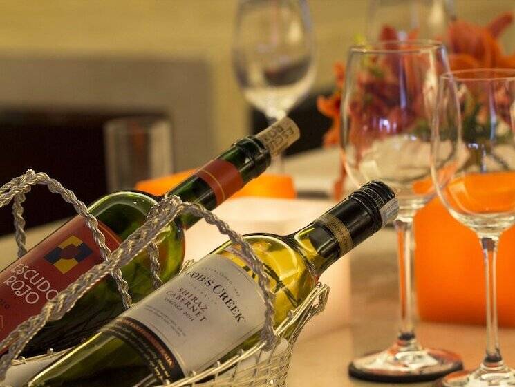 Park Hyatt Hotel And Residences, Hyderabad