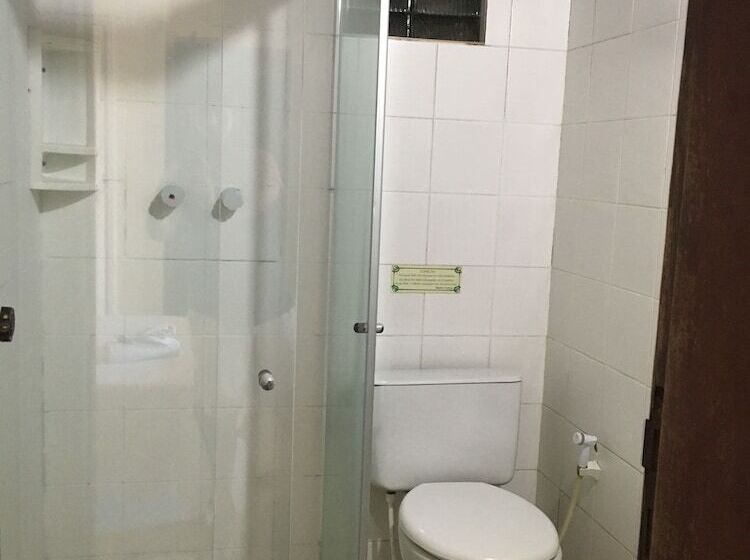 בית מלון כפרי Pousada Saint Germain