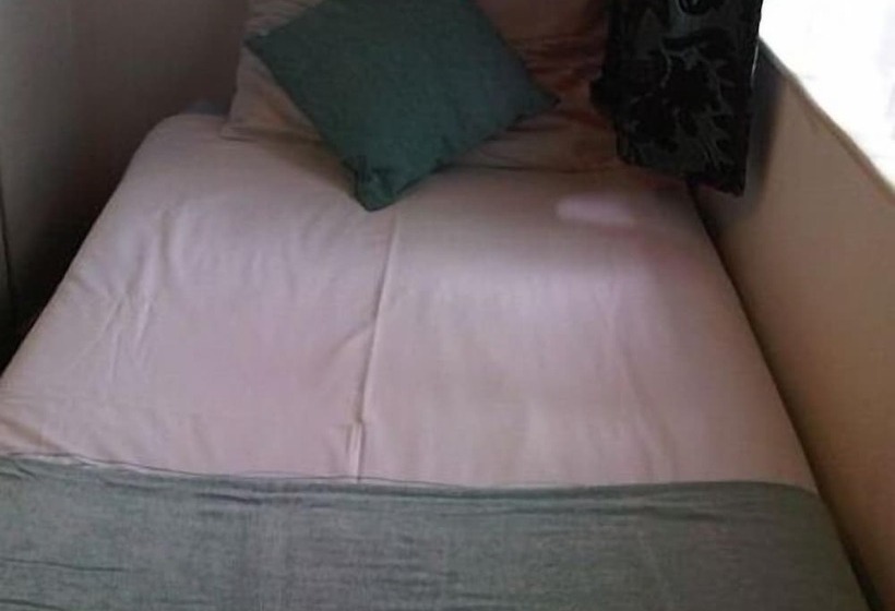 فندق Priory Guest House