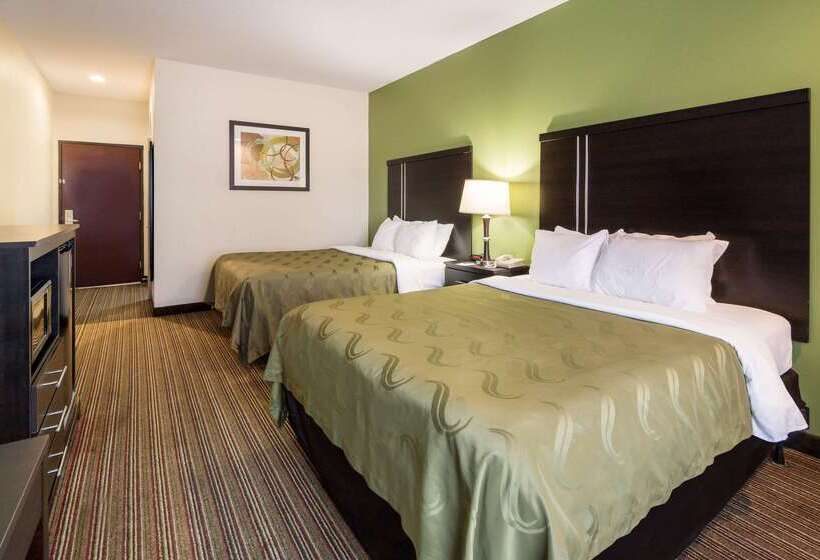 בית מלון כפרי Quality Inn & Suites  Granbury
