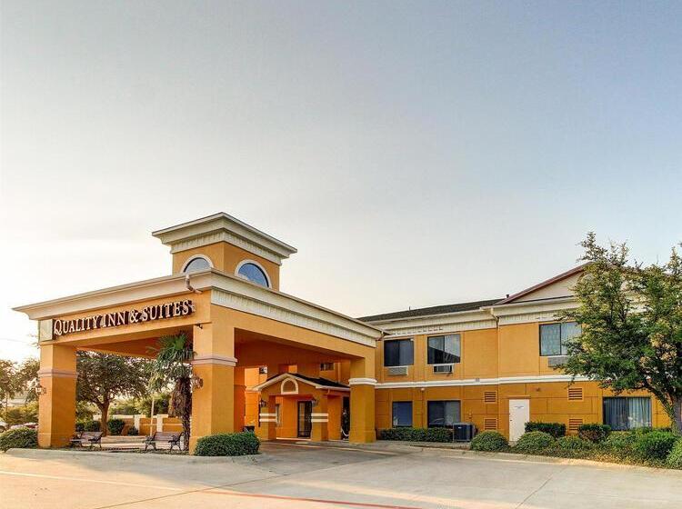 호텔 Quality Inn & Suites  Granbury