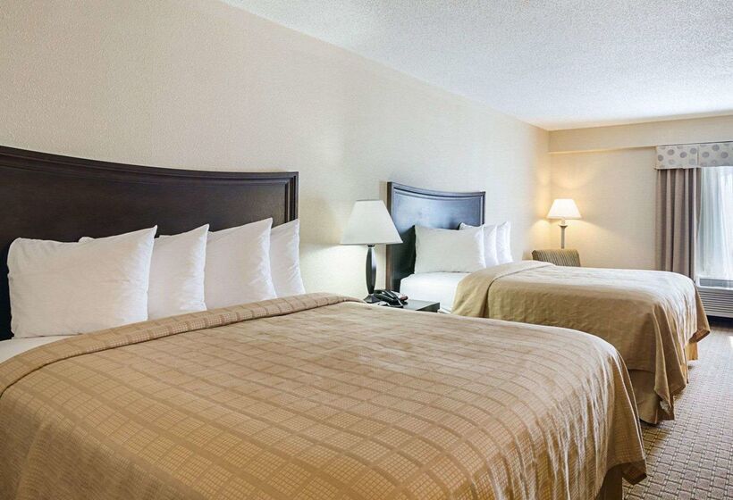 בית מלון כפרי Quality Inn Troutville  Roanoke North