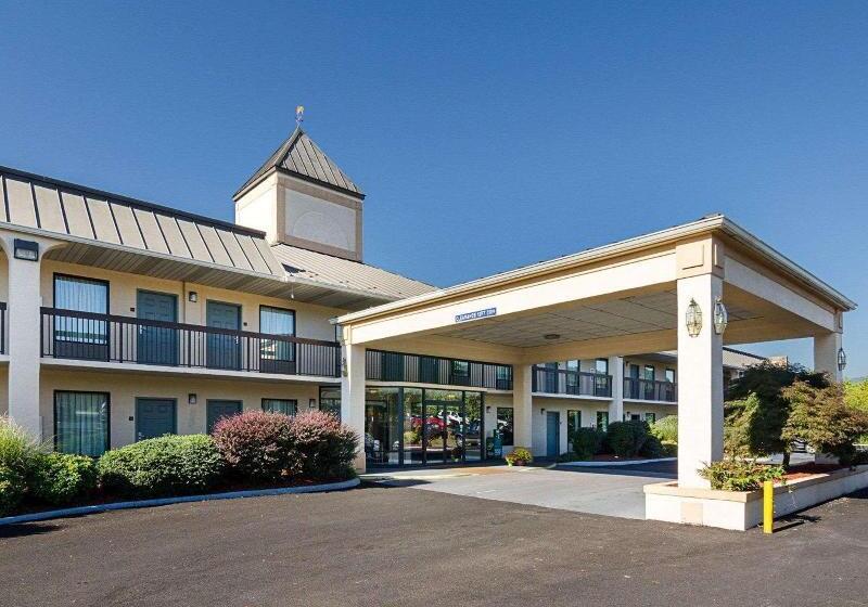 בית מלון כפרי Quality Inn Troutville  Roanoke North