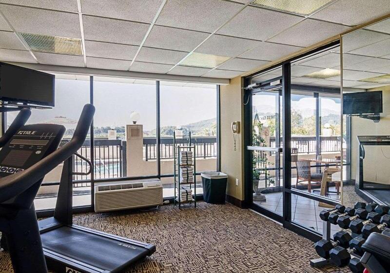 בית מלון כפרי Quality Inn Troutville  Roanoke North