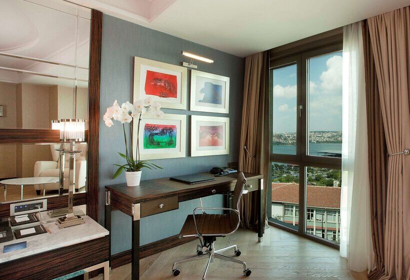 Radisson Blu Hotel Istanbul Pera